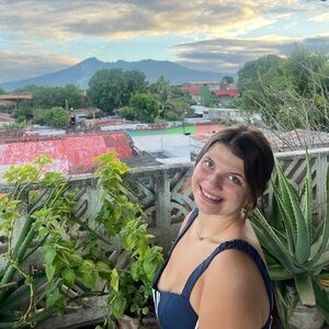 Meet your Posher, Evie